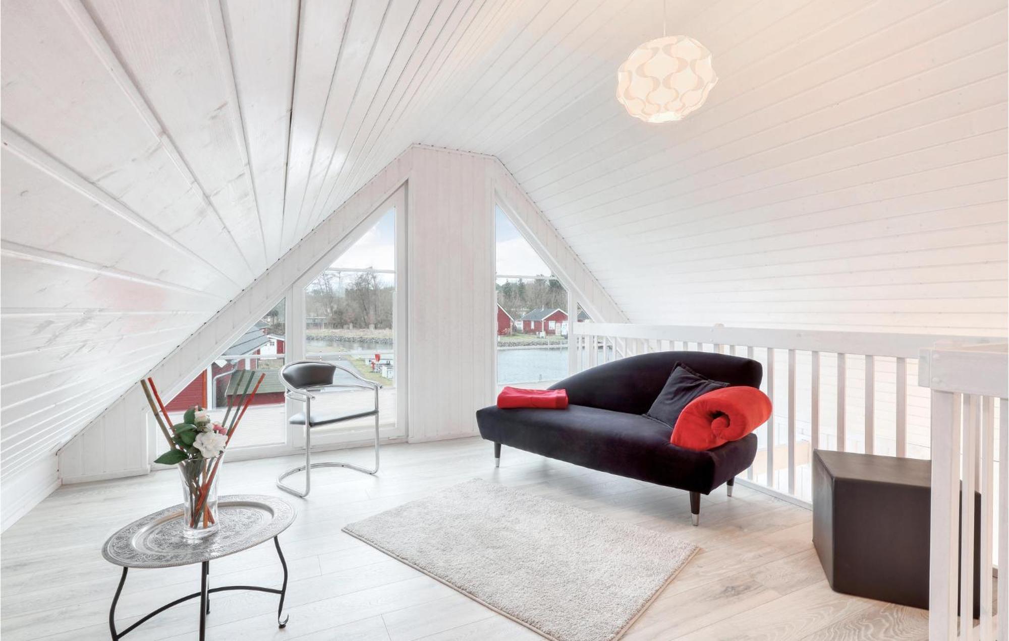 Amazing Home In Zerpenschleuse Buitenkant foto